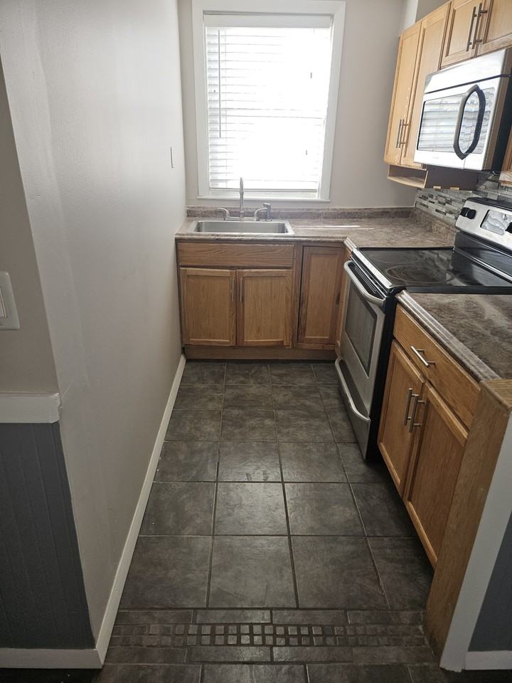 53 Chaplin St #1 - Photo 6 of 17