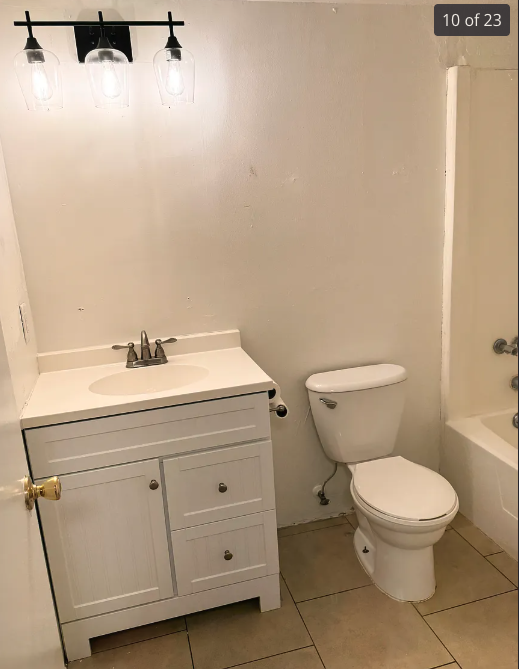 1242 NW 8th Ave10 #10 - Photo 4 of 17