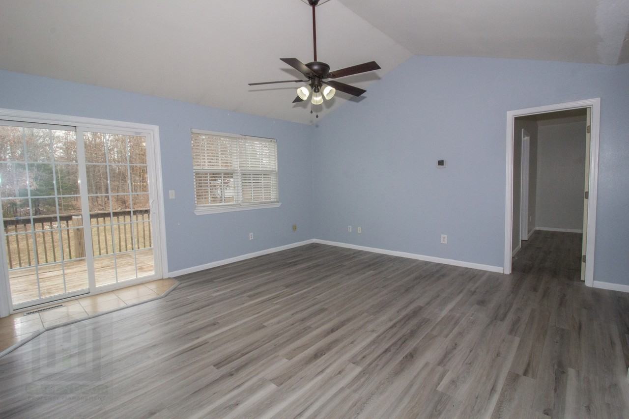 21726 Lindsay Ln #1 - Photo 4 of 12