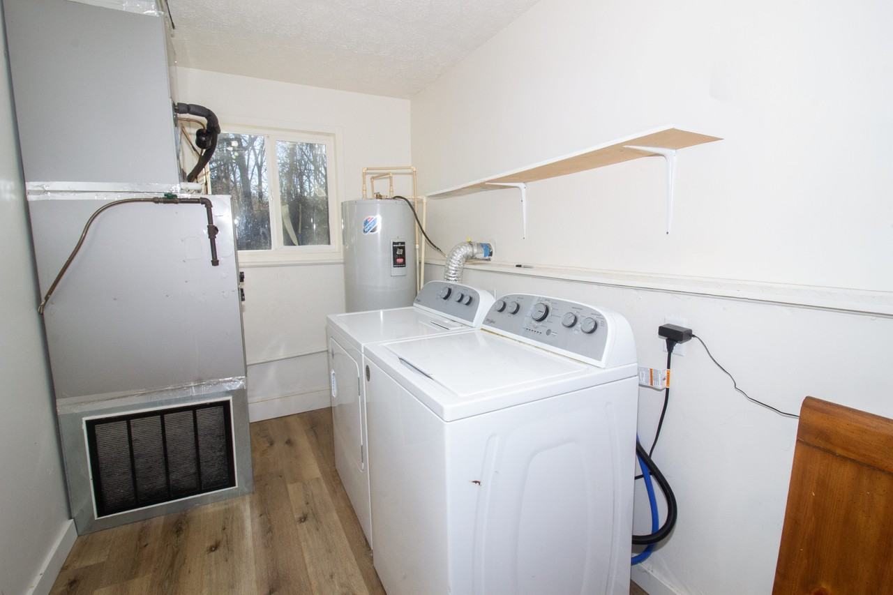 13949 Compton Rd #1 - Photo 3 of 21