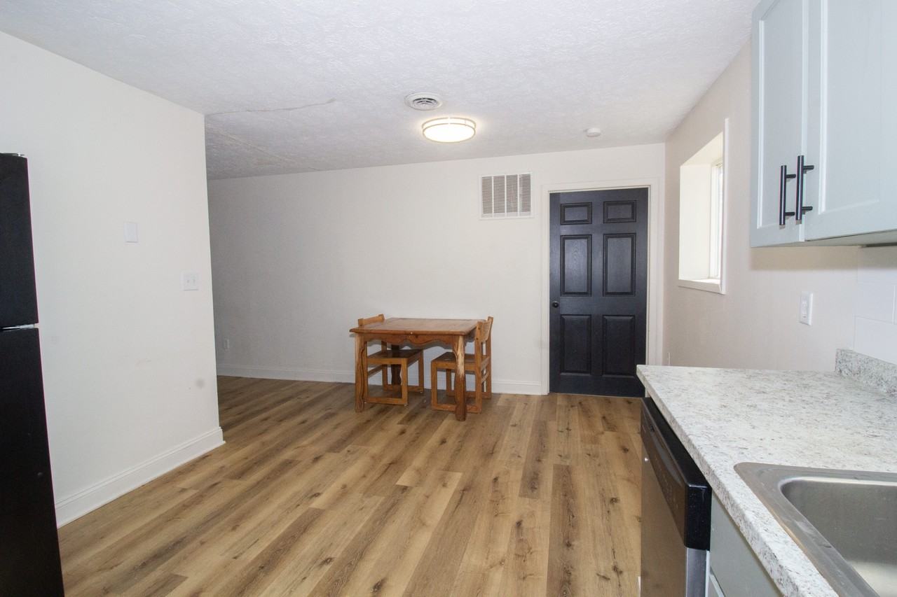 13949 Compton Rd #1 - Photo 5 of 21