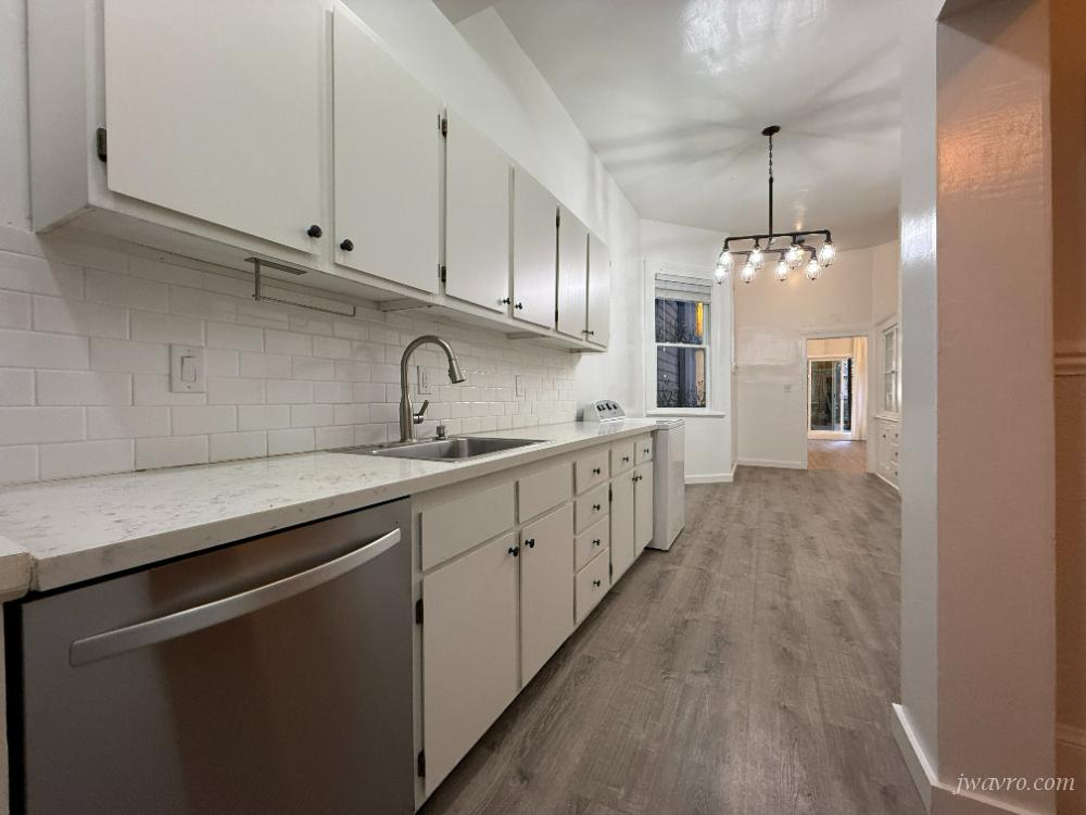 Mcallister Street & Steiner St - Photo 3 of 13