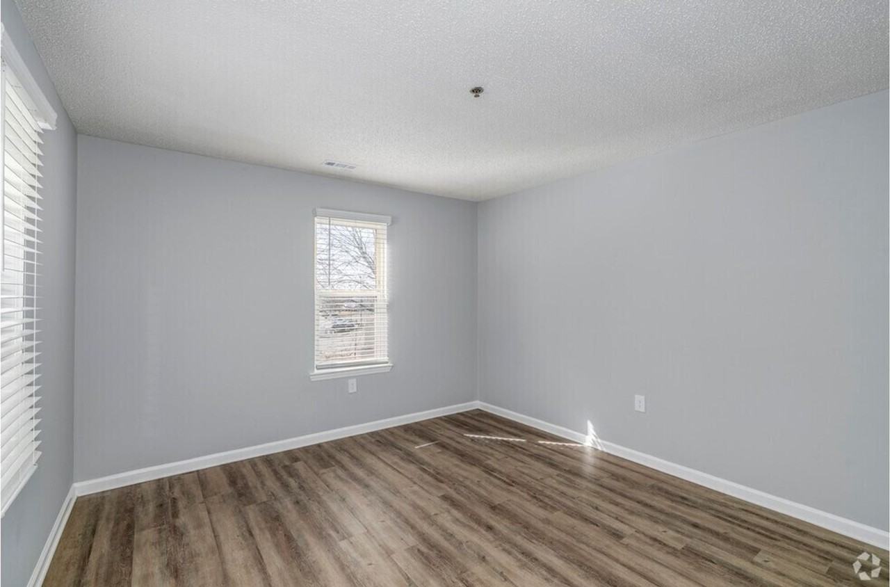 Ayrsley Landing - Photo 7 of 16