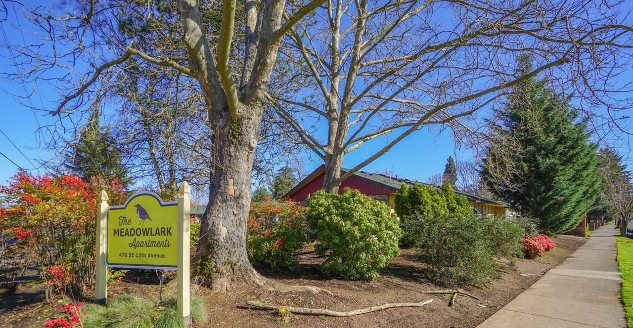 Meadowlark Apartments - Photo 5 of 12