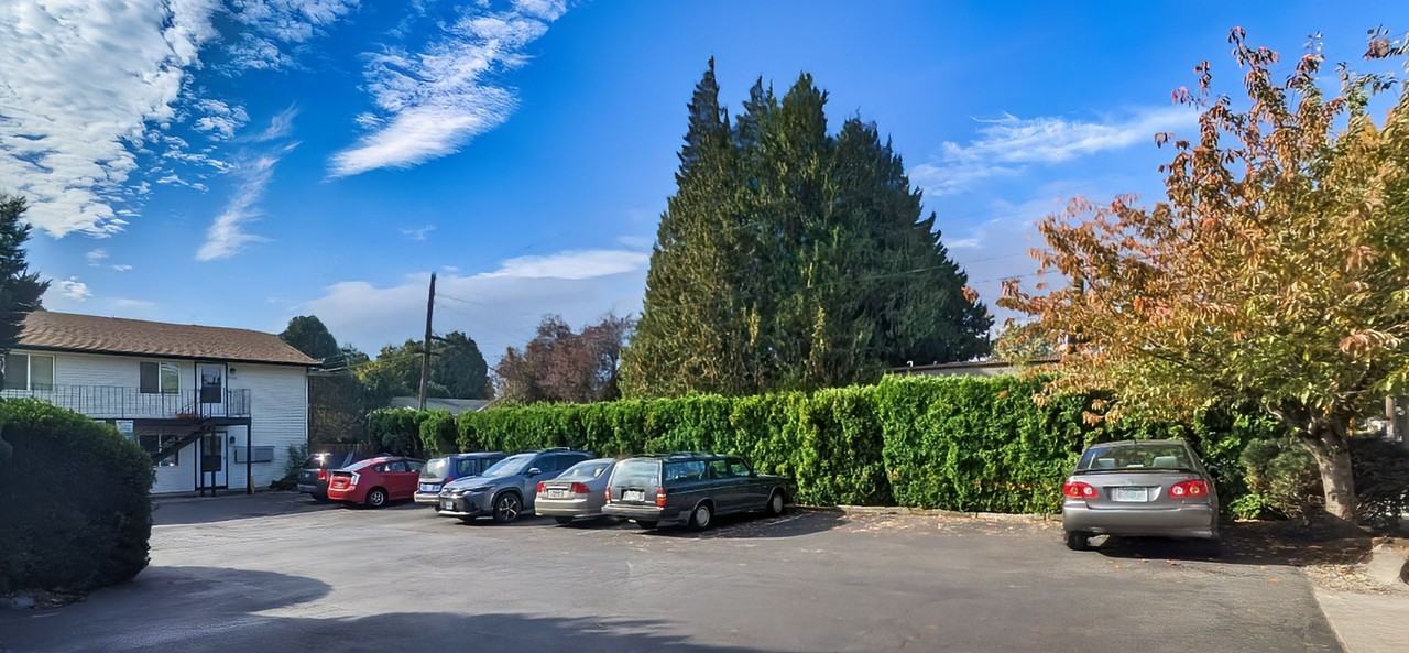 Stonecrest Corner - Photo 2 of 6