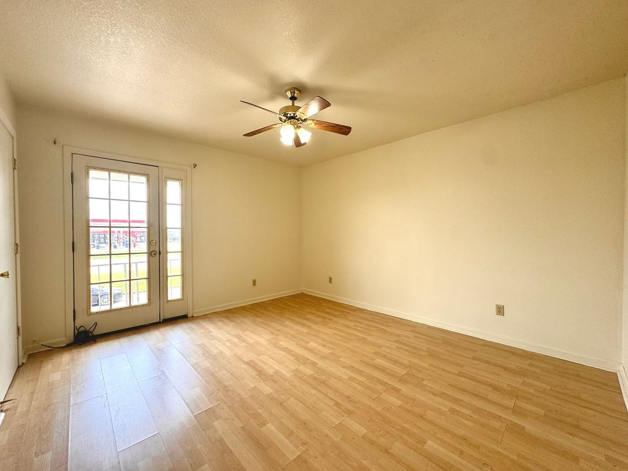 3221 Air Base Rd - Photo 6 of 14