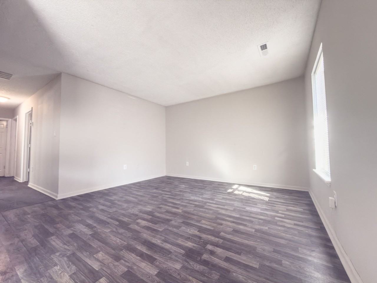 Dobson Place 5640 - Photo 4 of 10