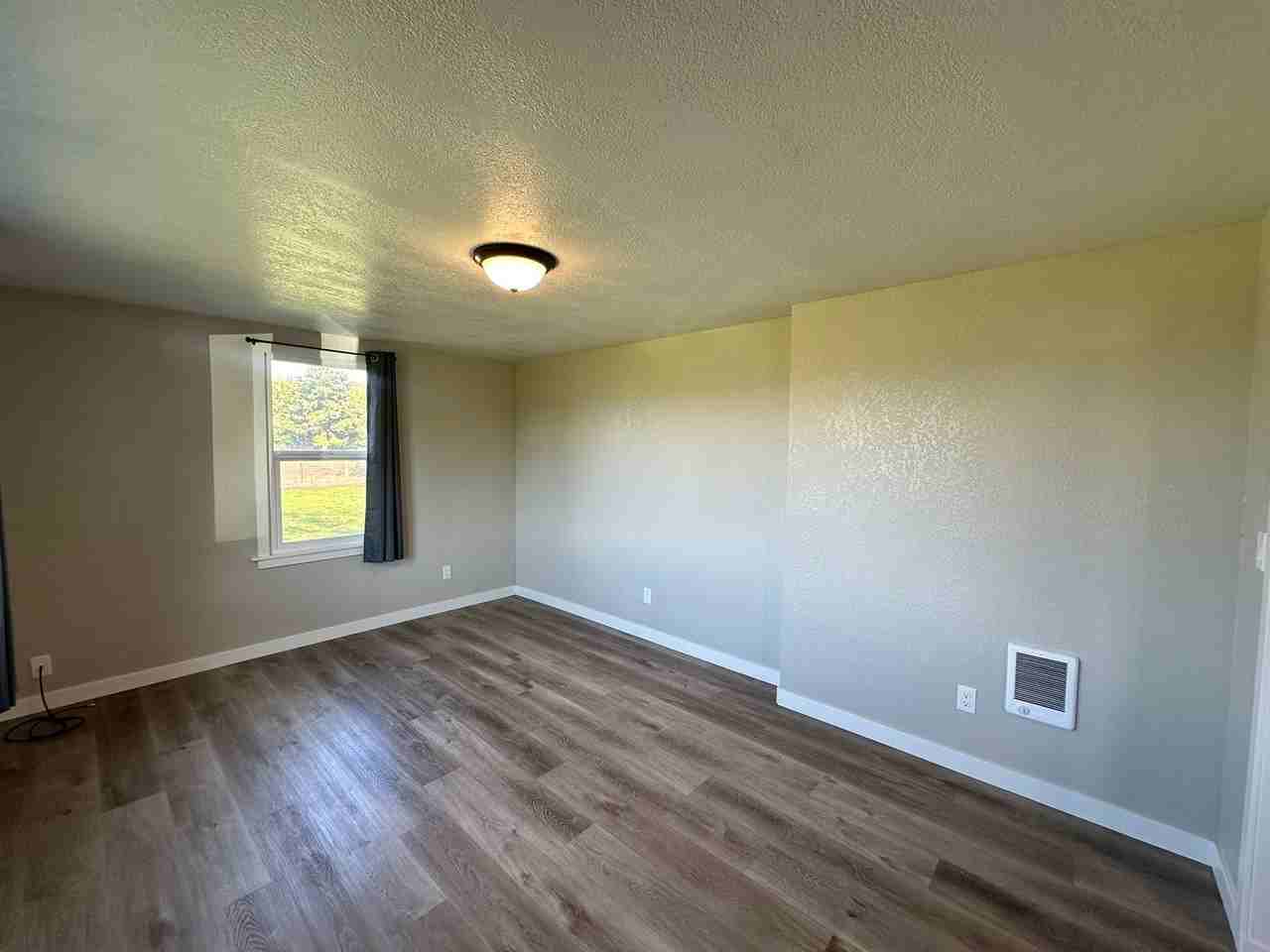 29364 Talbot St - Photo 4 of 30