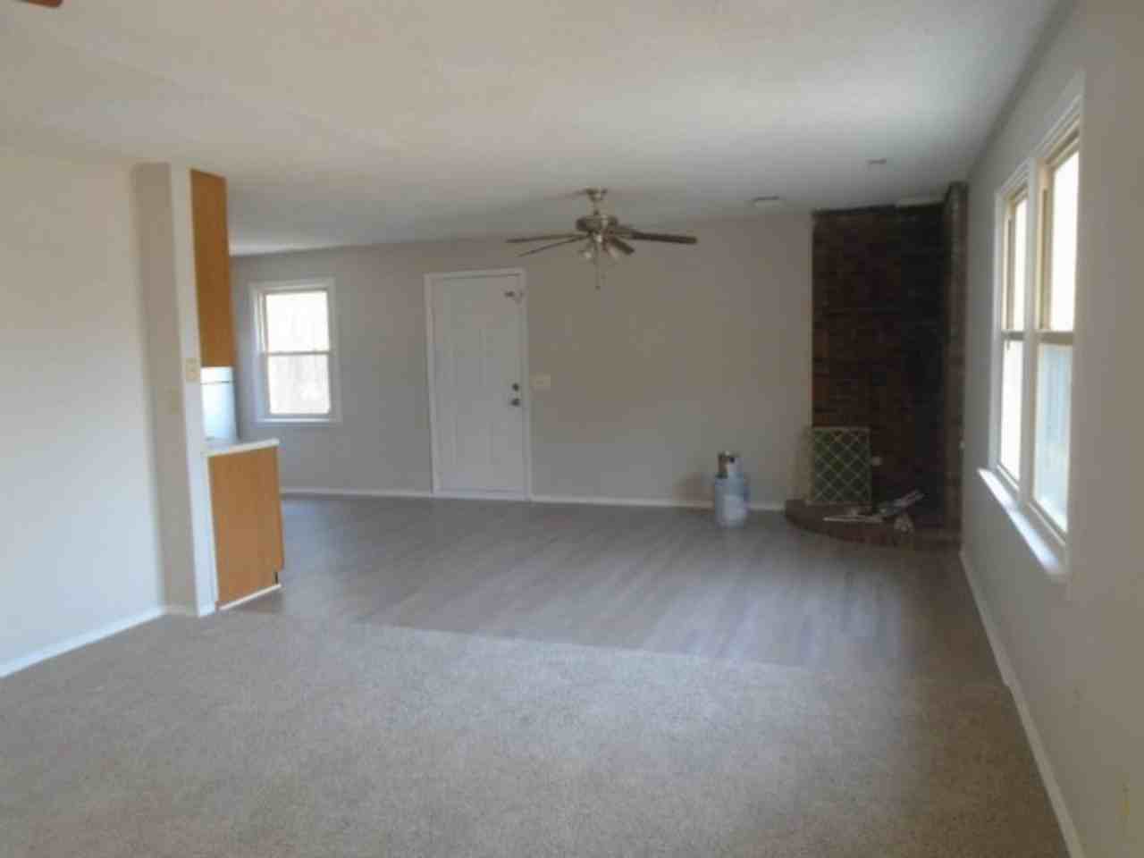 407 Ponderosa Rd - Photo 2 of 23