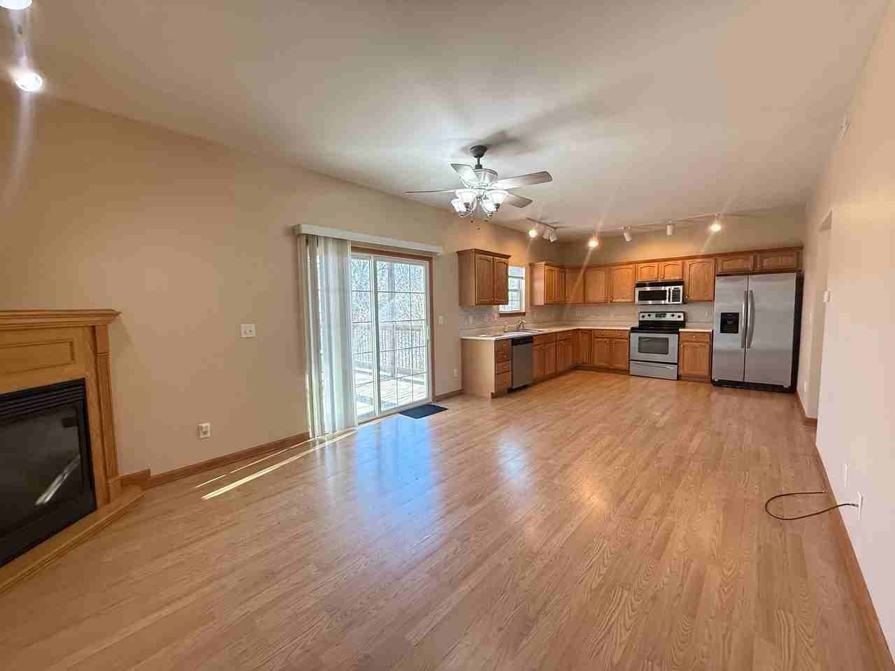 3444 W Dorchester Rdg - Photo 2 of 8