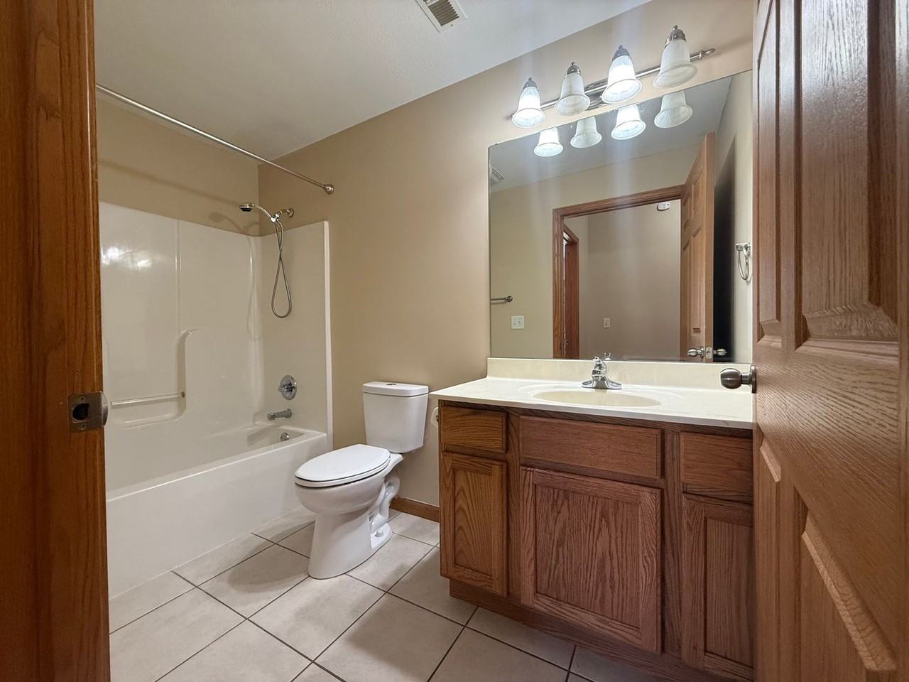 3444 W Dorchester Rdg - Photo 5 of 8