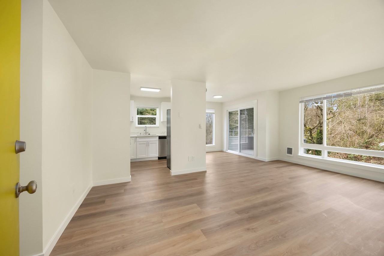 Updated Apartment units in West Seattle – Near Westwood Village - Photo 3 of 14