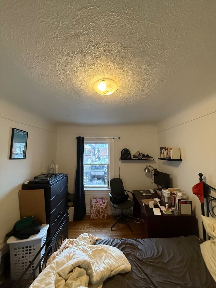 159 Montrose Avenue #2 - Photo 6 of 10