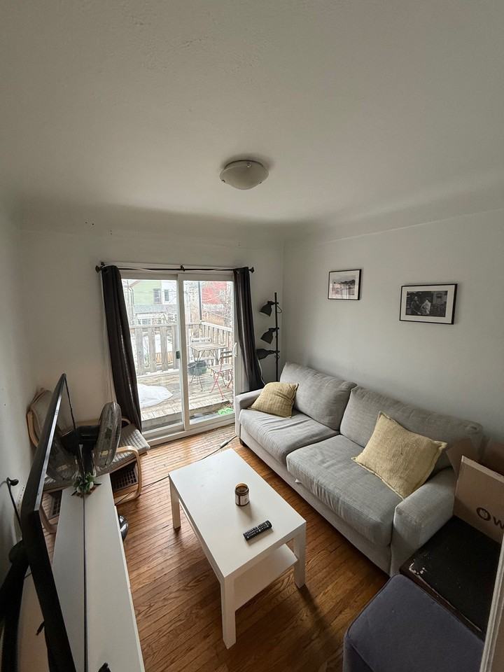 159 Montrose Avenue #2 - Photo 3 of 10