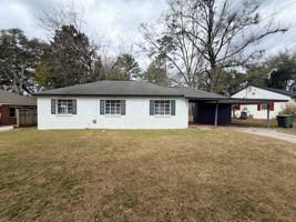 featured image of 704 Azalea Cir