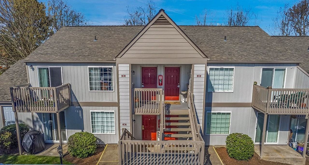 FOX HOLLOW APARTMENTS - Photo 3 of 30