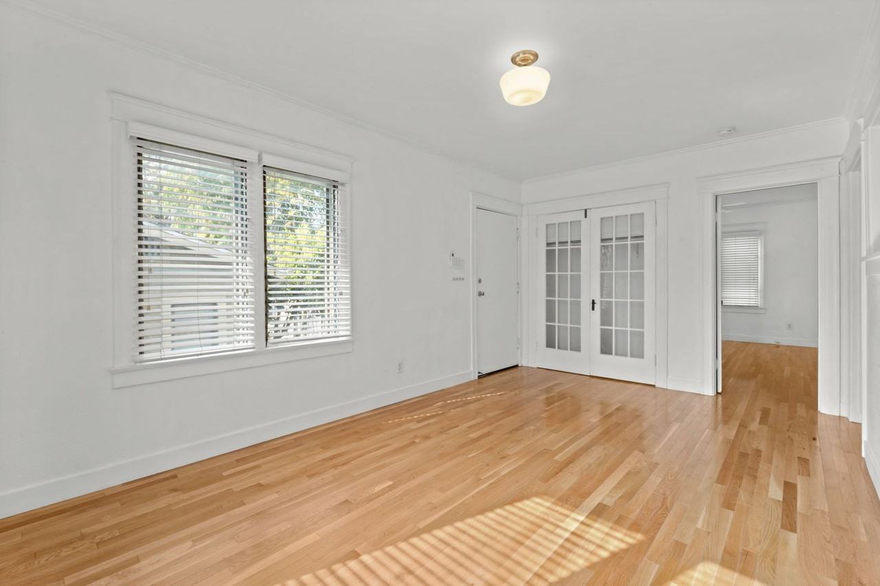 1712 1/2 Echo Park Ave - Photo 3 of 21