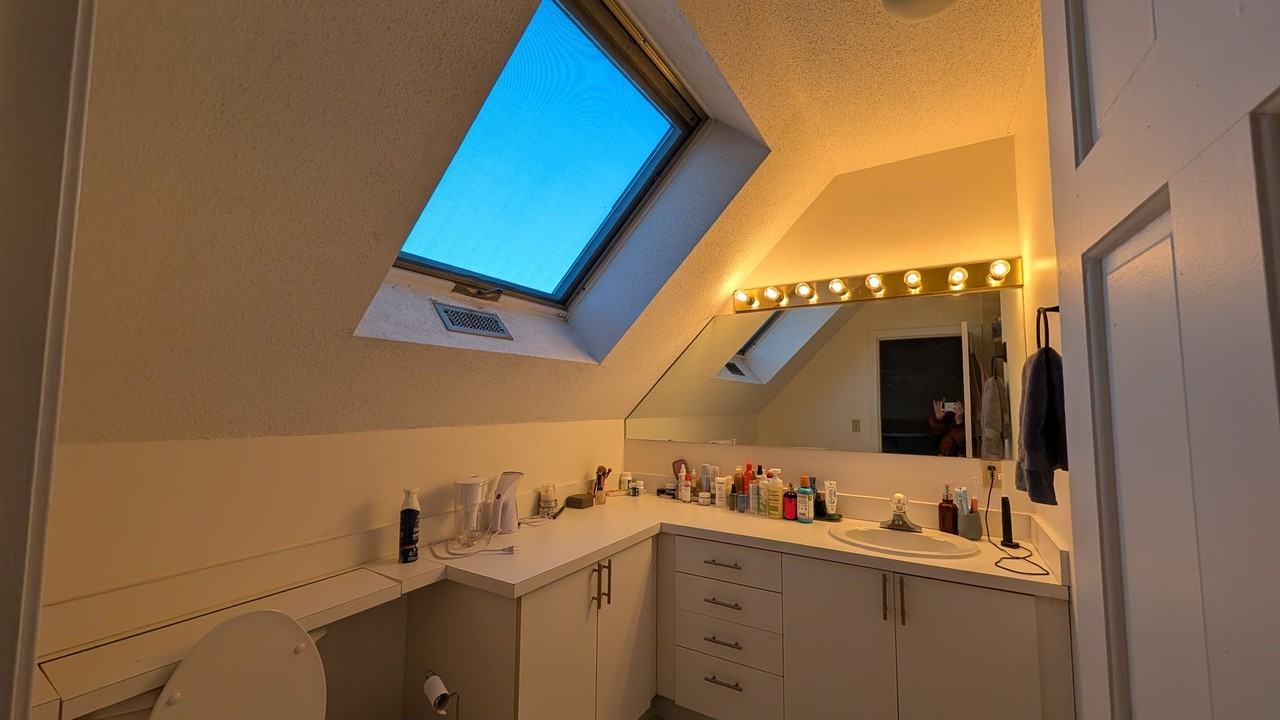 7 Etna St - Photo 3 of 14