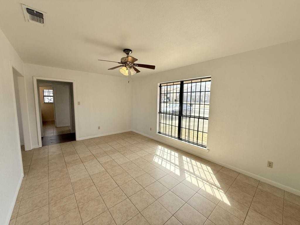 3907 Charolais Dr Apt B - Photo 6 of 25