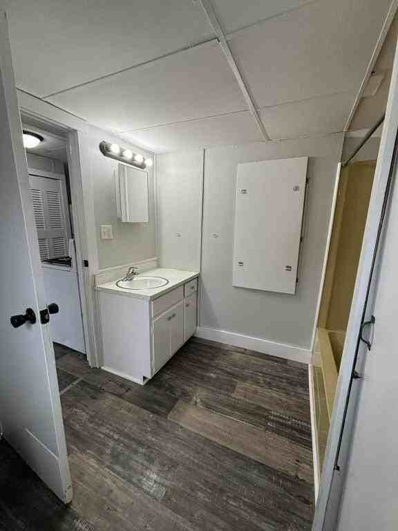 441 S Detroit St - Photo 4 of 6