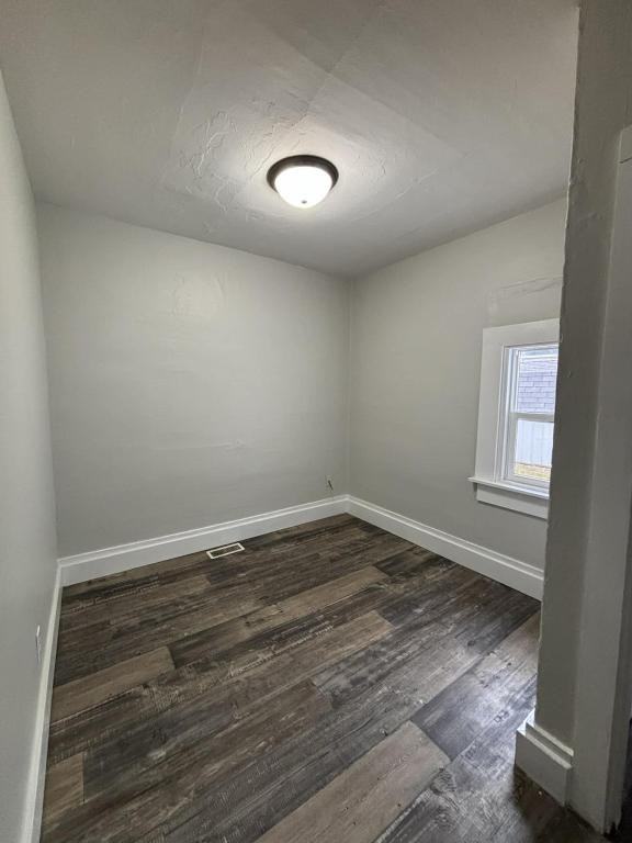 441 S Detroit St - Photo 5 of 6