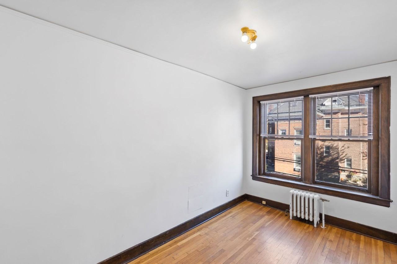 108 Washtenaw Apartments (Mrs. Havercamp LLC) - Photo 5 of 10