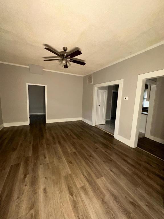 1039 Rozelle St - Photo 2 of 7