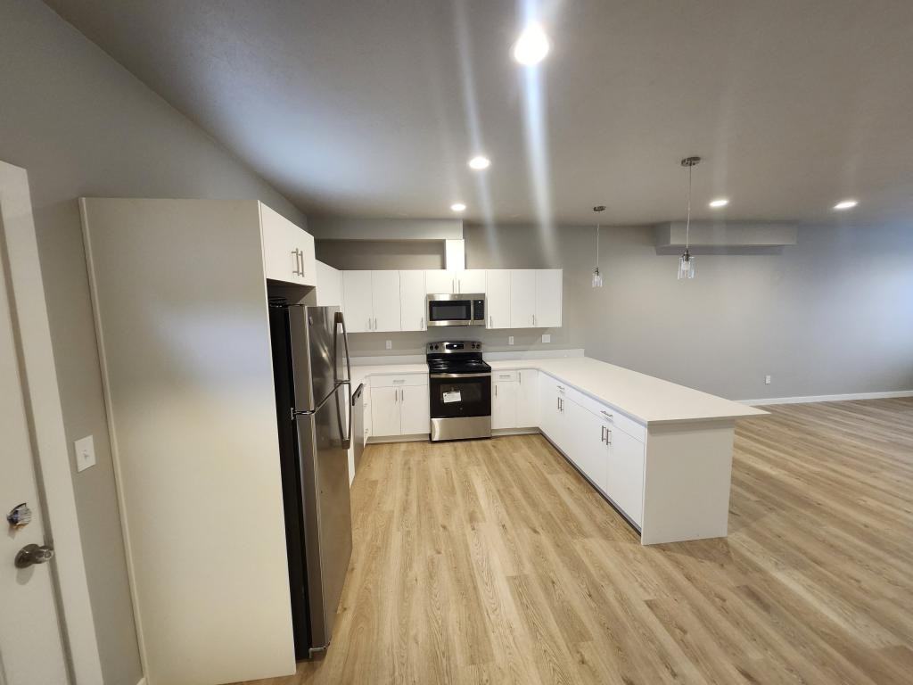 626 N Marguerite Rd - Photo 6 of 35