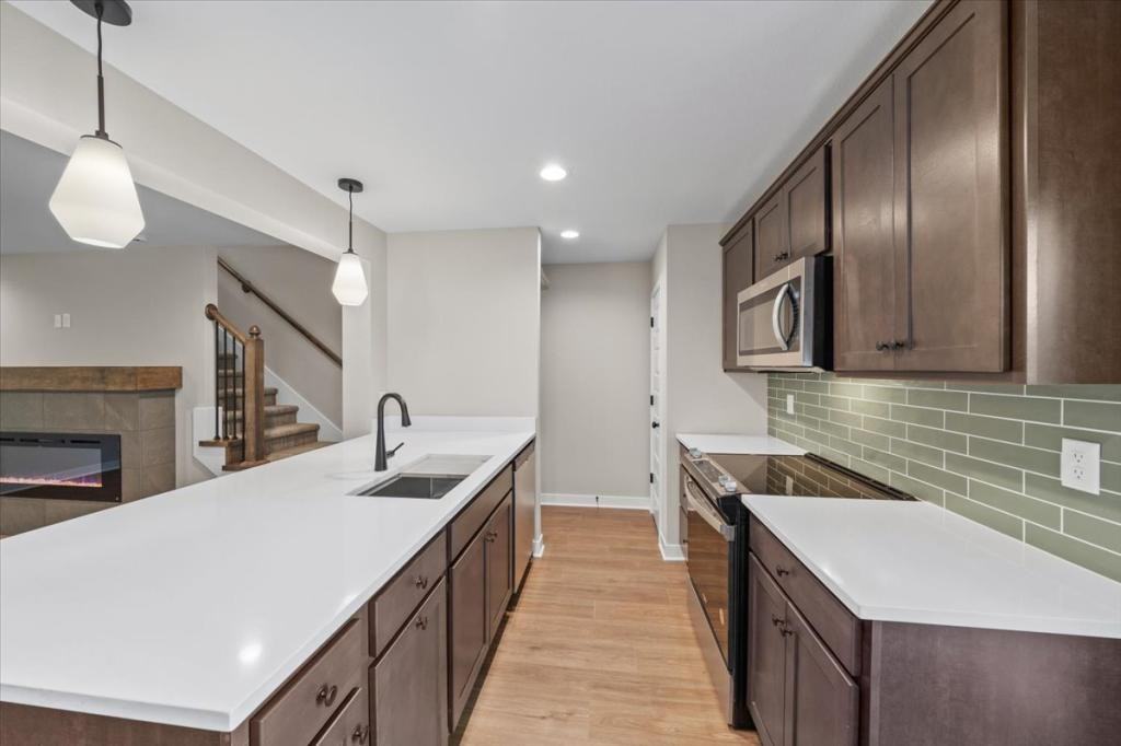 4614 N Forest Ave - Photo 4 of 16