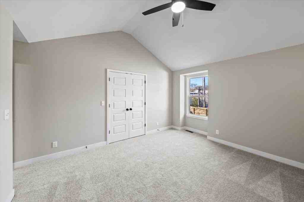 4614 N Forest Ave - Photo 5 of 16