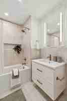 featured image of 20 W Allens Ln