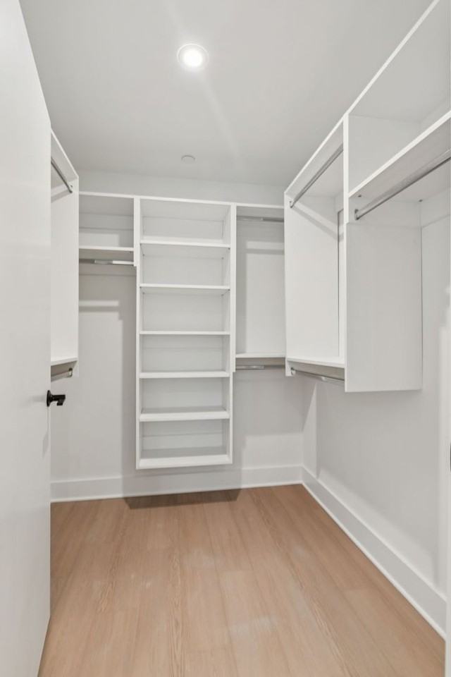 20 West - Photo 3 of 46