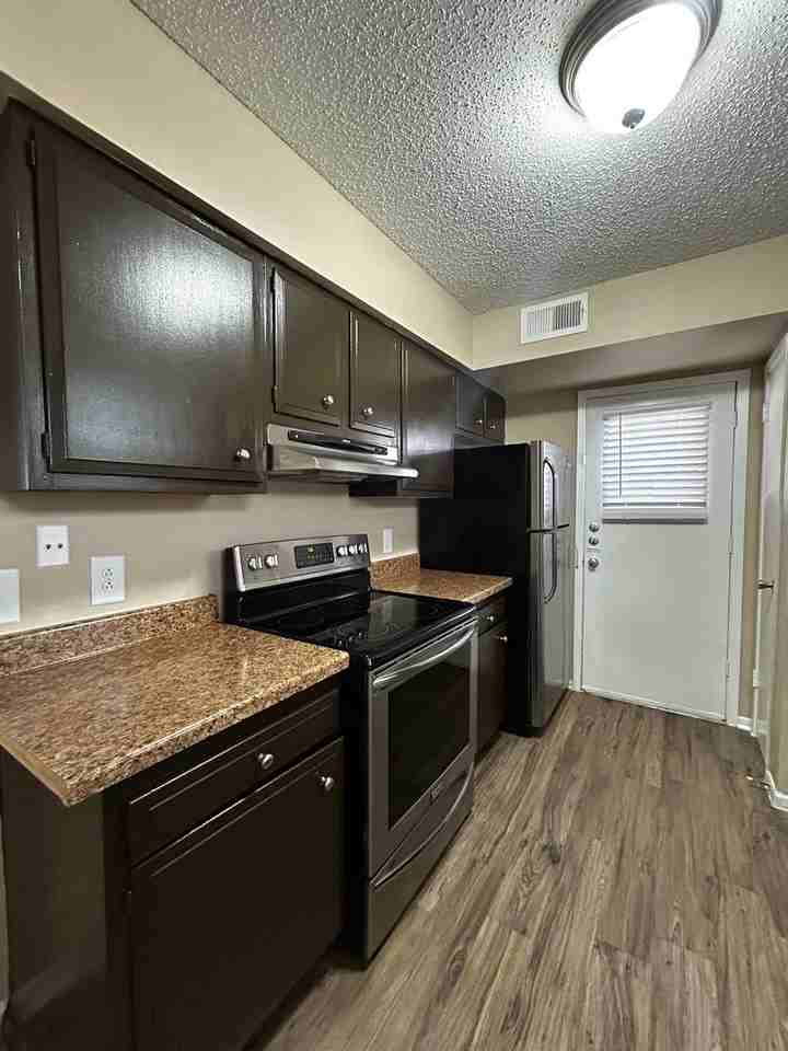 Normandy Townhomes LLC - Photo 3 of 39