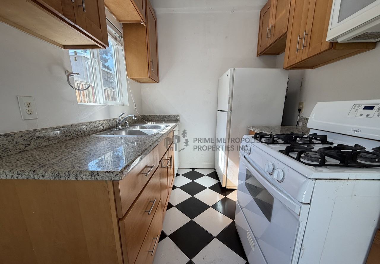 27 Topeka Ave #1 - Photo 2 of 17