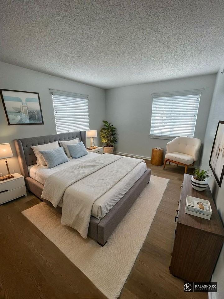 ONE11 RESIDENCES - MONROE - Photo 2 of 18