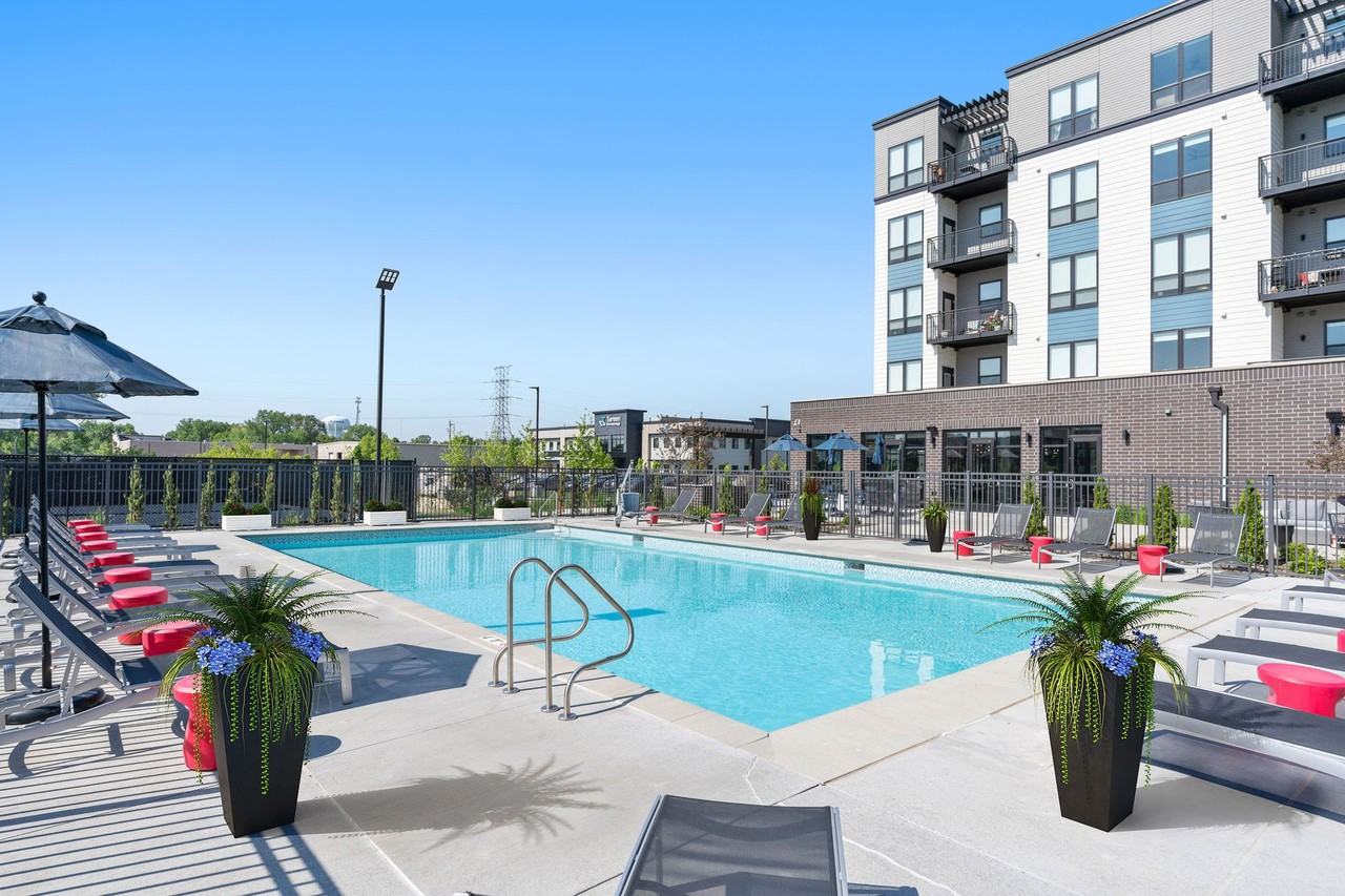 The Isaac Apartments - Photo 4 of 7