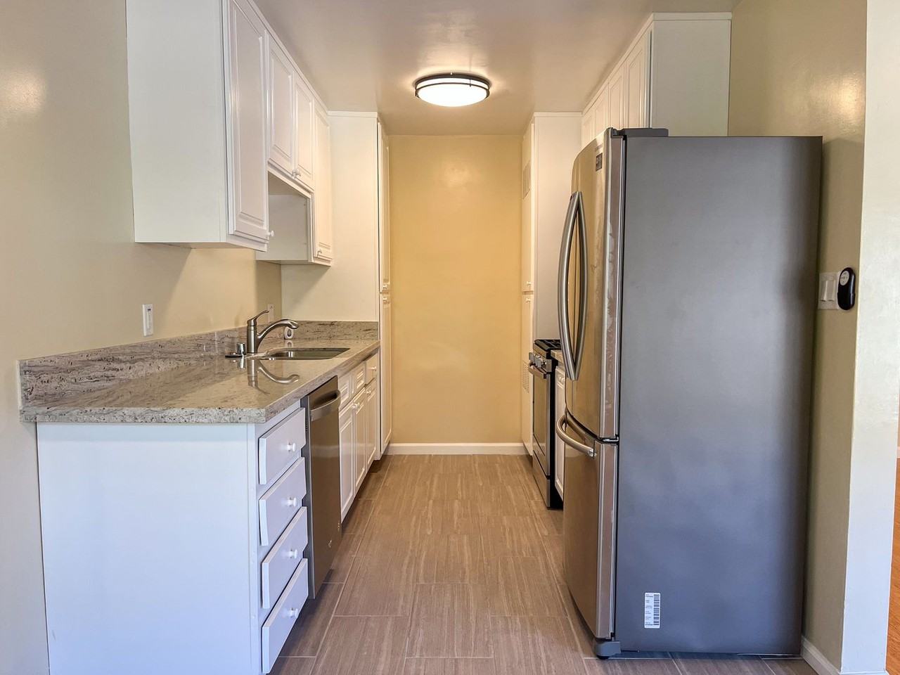 3910 Coco Ave - Photo 5 of 39