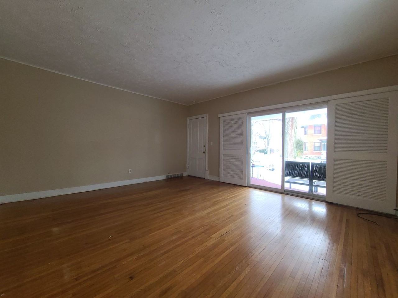 State St., 621 - Photo 3 of 25