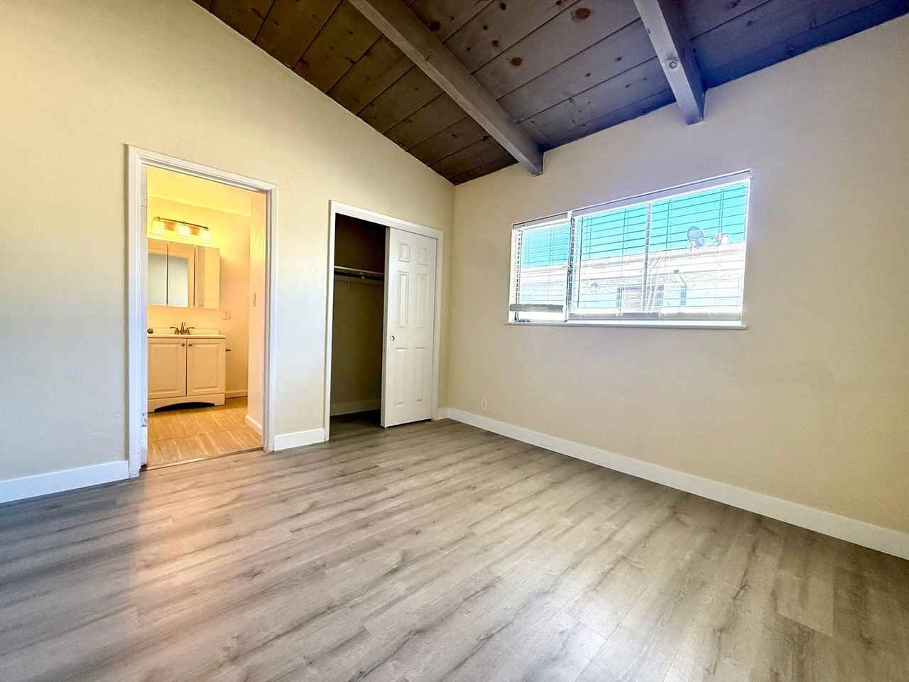 527 E Taylor Ave - Photo 5 of 10