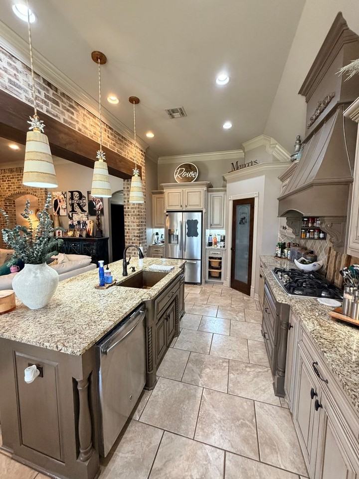 120 Haymarket Ct - Photo 7 of 26