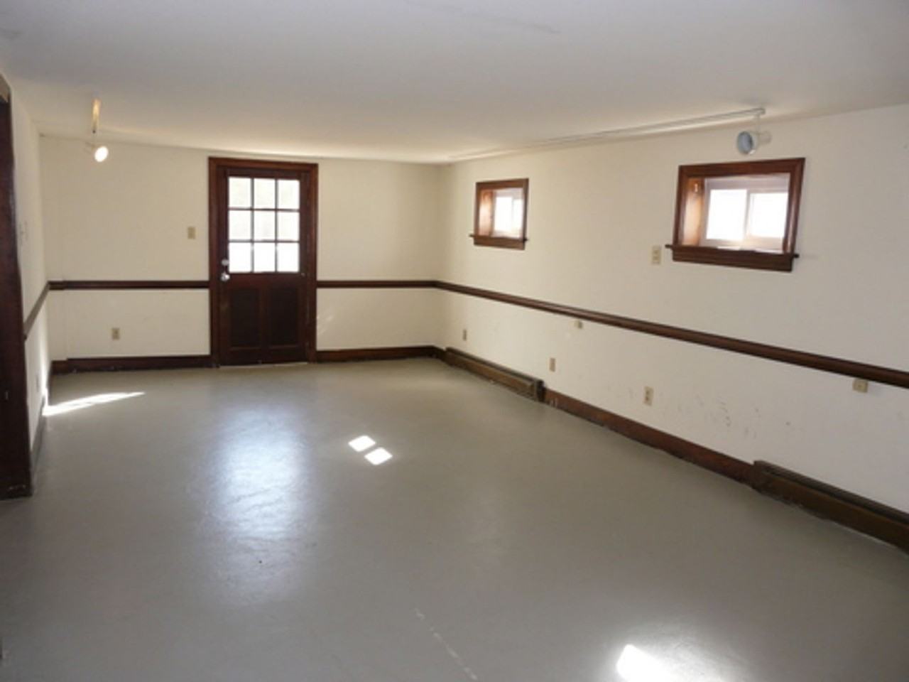 7685 Turner Rd - Photo 6 of 14