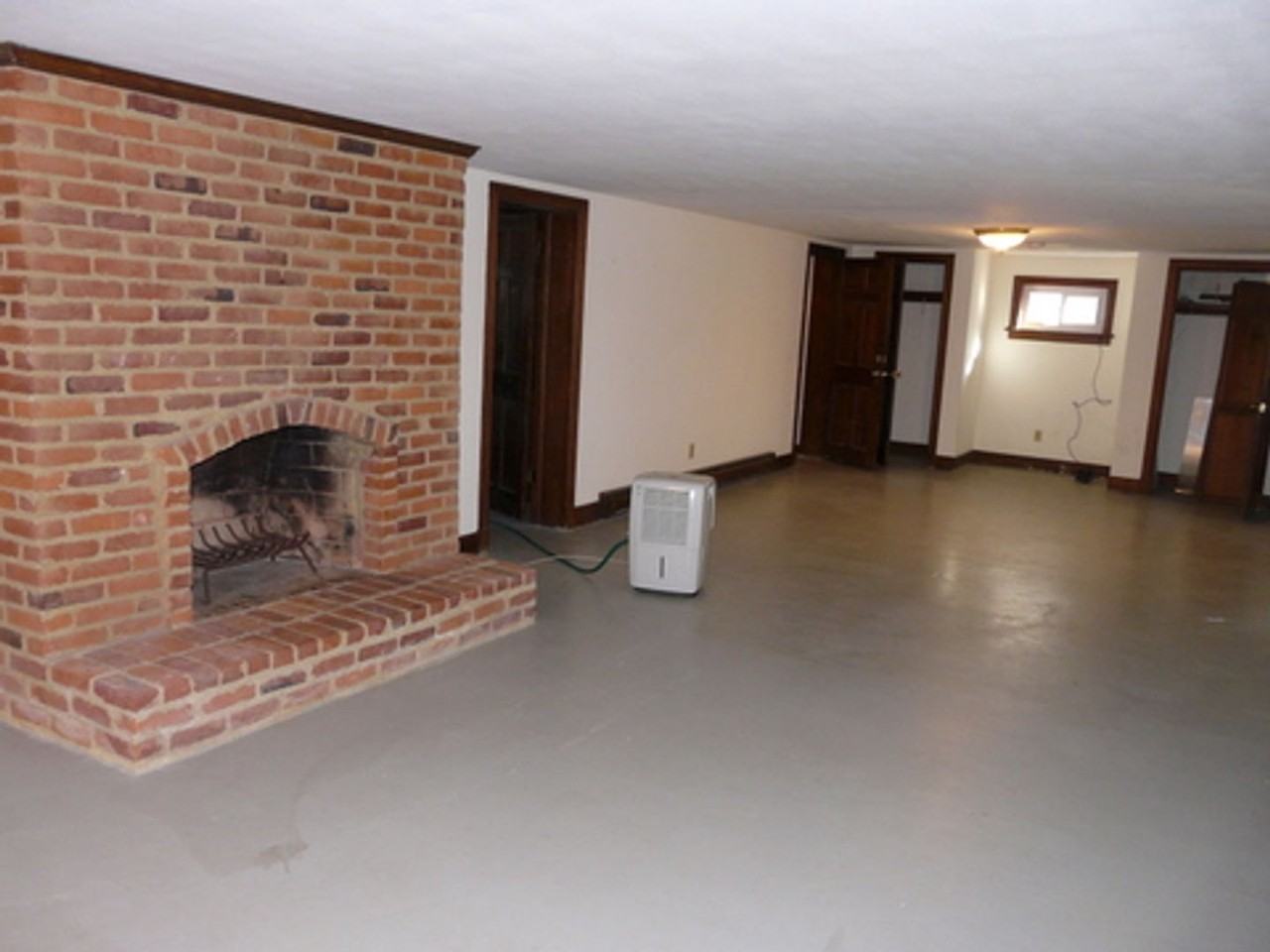 7685 Turner Rd - Photo 7 of 14