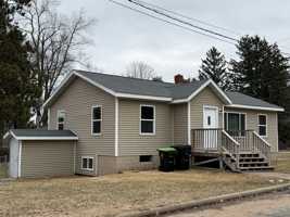 featured image of 421 23rd Ave E