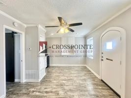 featured image of 117 W Phillips St