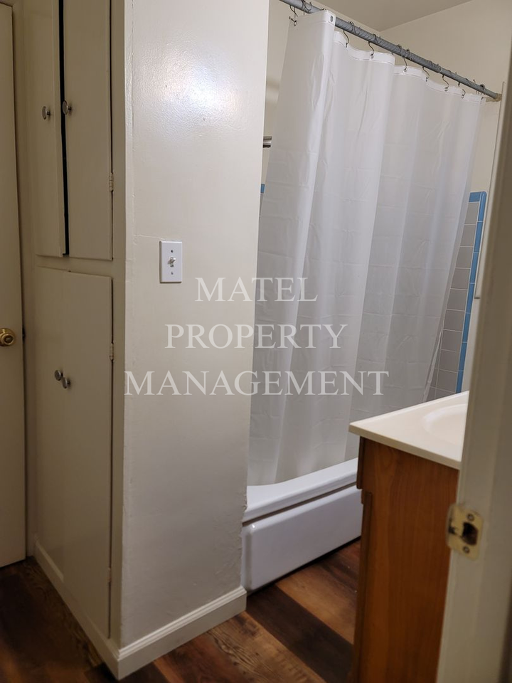 415 Dodge Ave - Photo 7 of 14