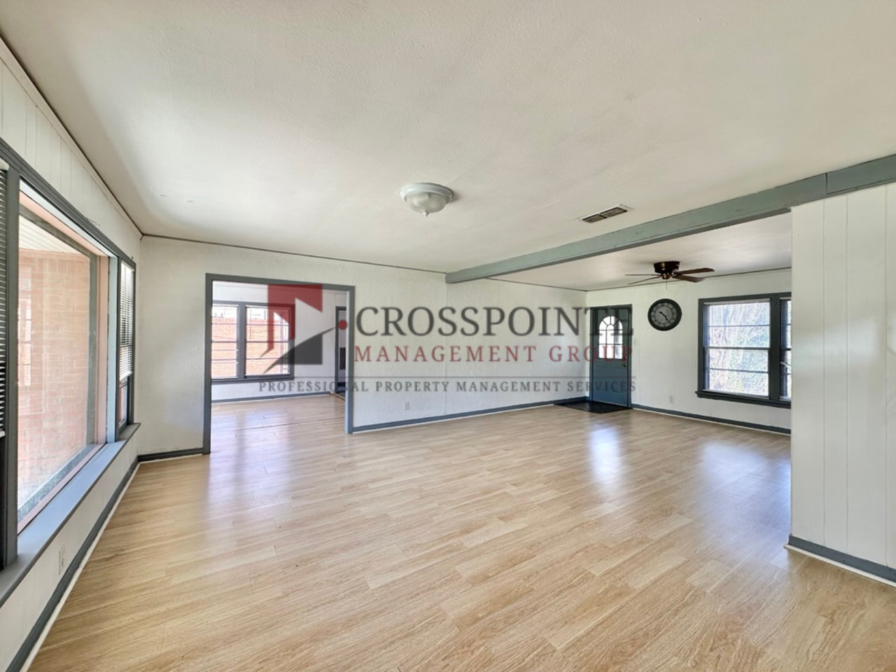 1107 Dogwood St - Photo 2 of 21