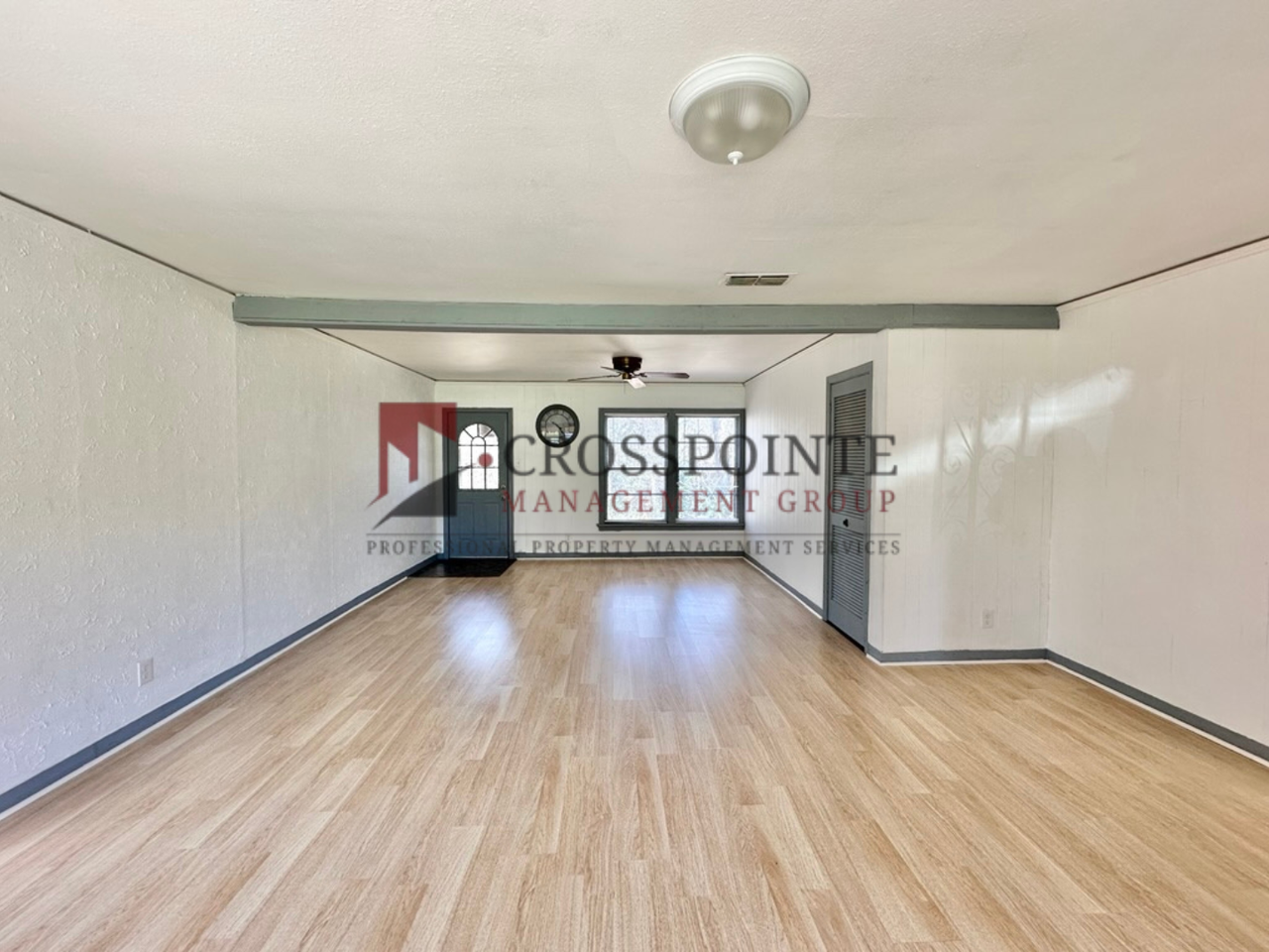 1107 Dogwood St - Photo 3 of 21