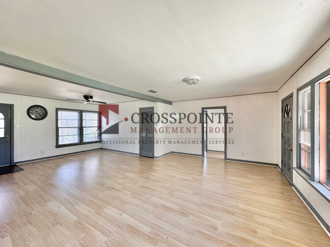 1107 Dogwood St - Photo 4 of 21