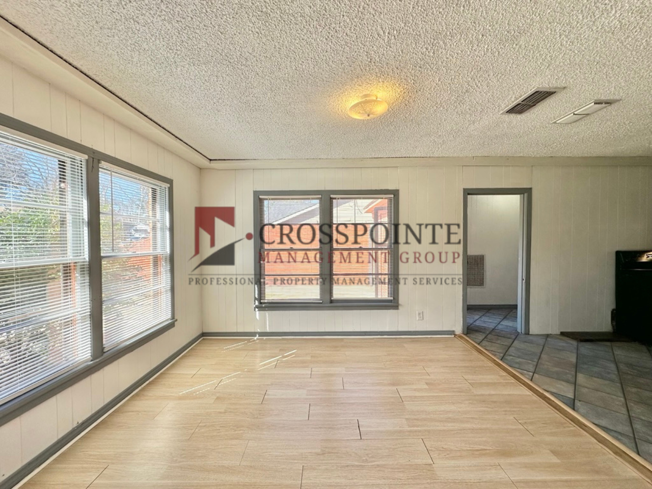 1107 Dogwood St - Photo 6 of 21