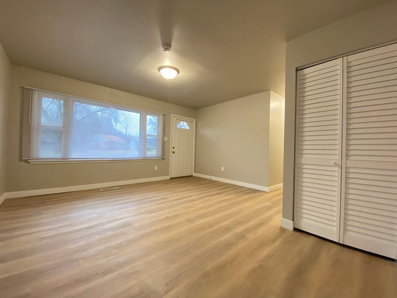 420 177th St - Photo 3 of 14
